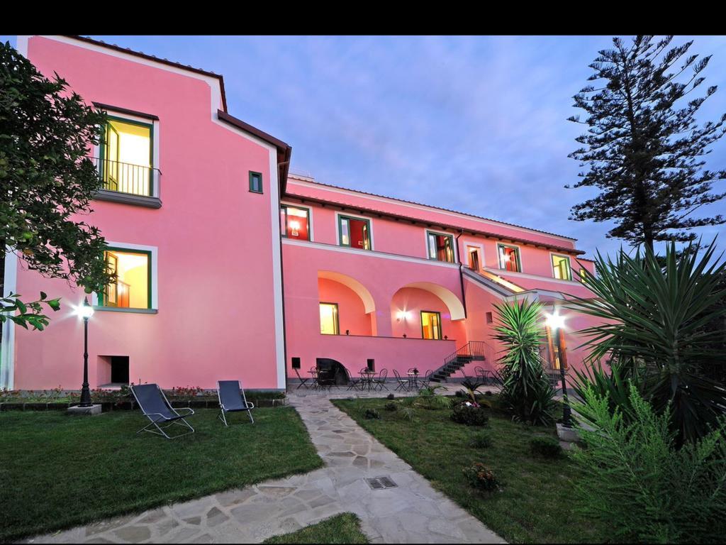 Bed & Breakfast Domus Aequana 3*